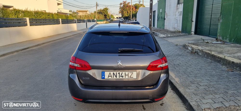 Peugeot 308 SW BlueHDi 130 EAT8 Allure - 2