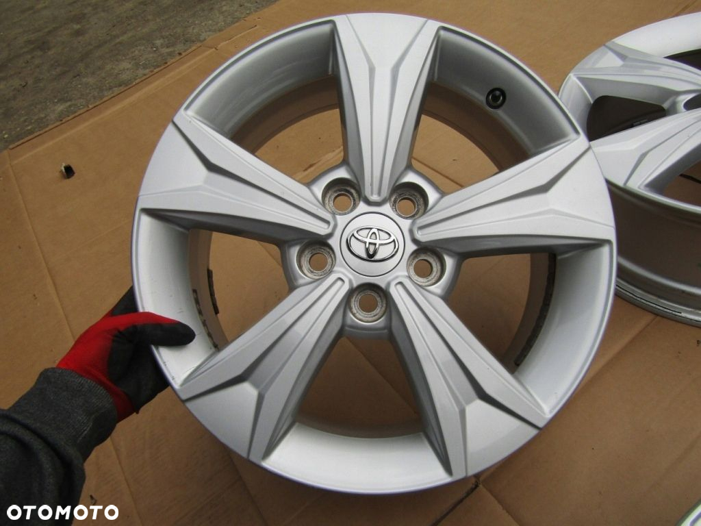 Felgi 17 Toyota Auris Avensis II III Prius Verso Corolla RAV4 czujniki TPMS - 14