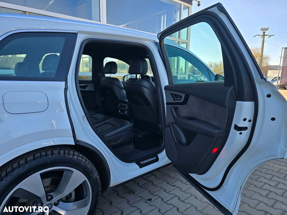 Audi Q7 3.0 TFSI Quattro Tip - 11