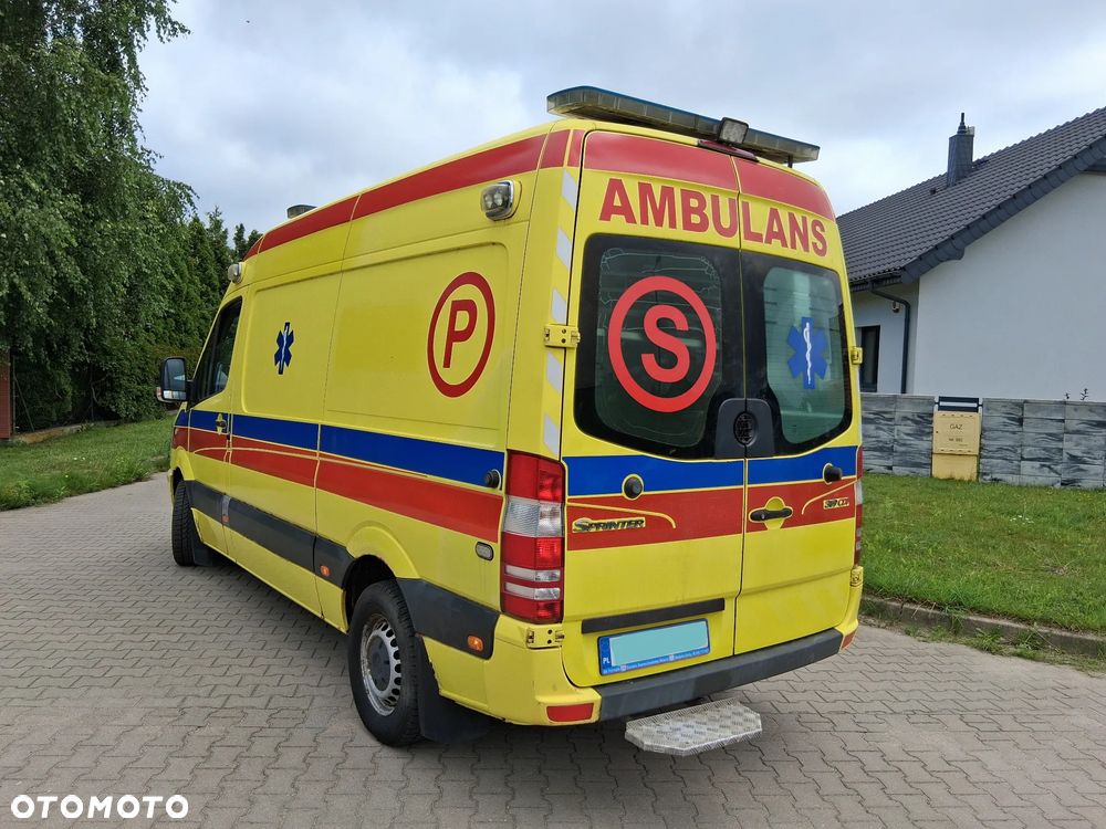 Mercedes-Benz Sprinter - 3