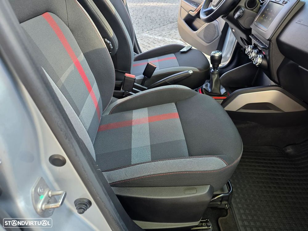 Dacia Duster 1.3 TCe SL Adventure - 11