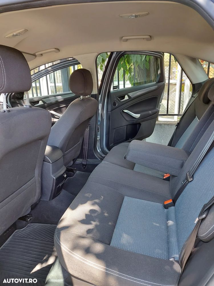 Ford Mondeo 2.0 TDCi Business Class - 15