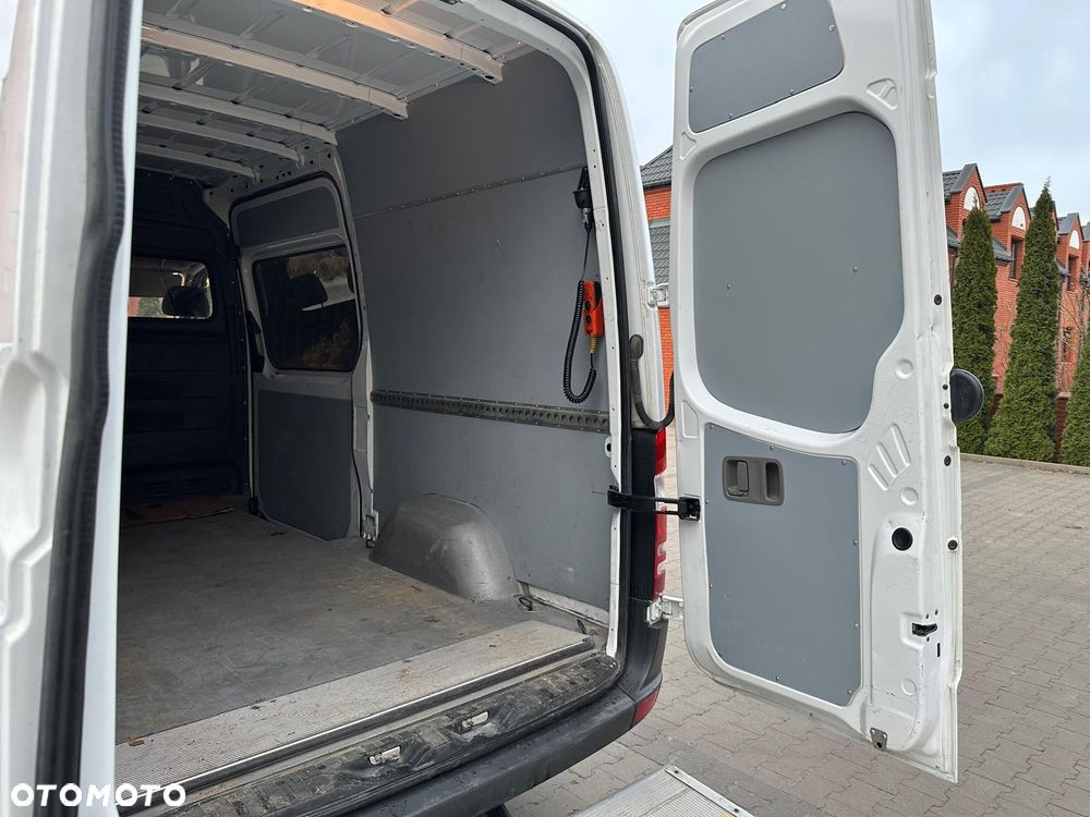 Mercedes-Benz SPRINTER - 34
