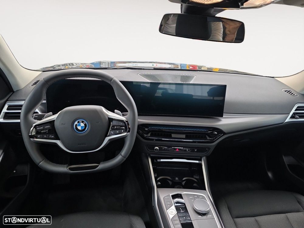 BMW 330 - 7