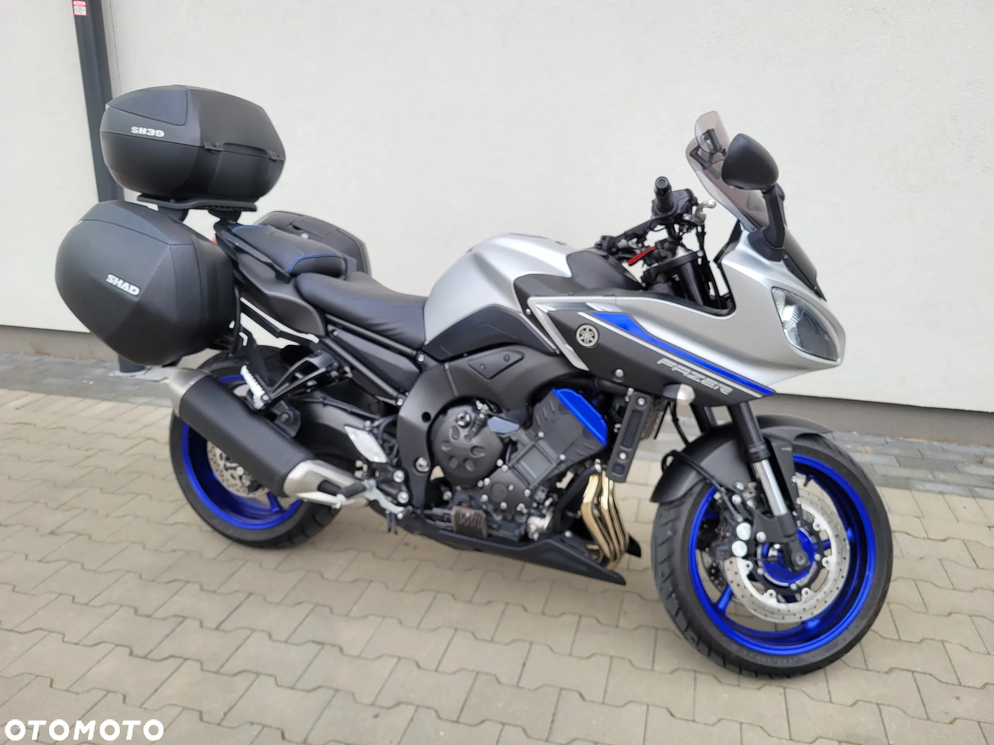 Yamaha FZ8 - 8