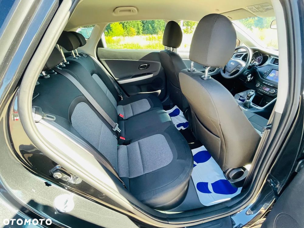 Kia Ceed 1.6 GDI ISG Spirit - 13