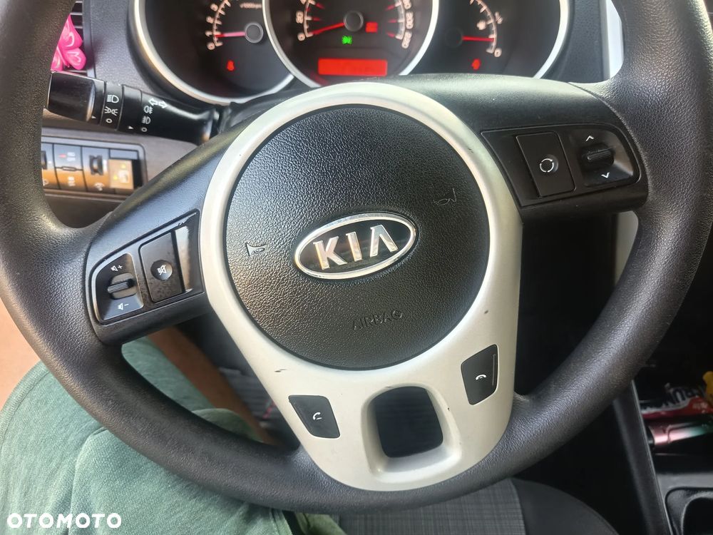 Kia Venga 1.4 S - 6