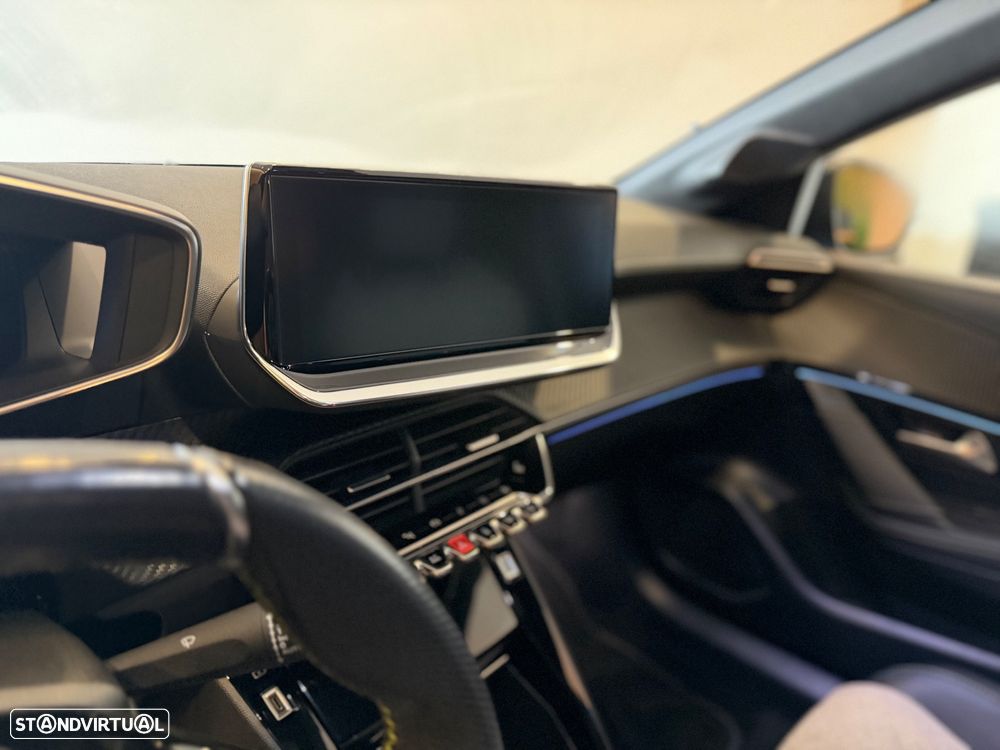 Peugeot e-208 GT Pack - 14