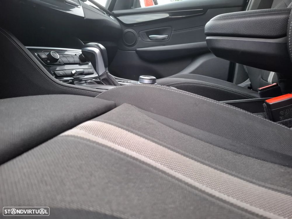 BMW 216 Gran Tourer d 7L Line Sport Auto - 12