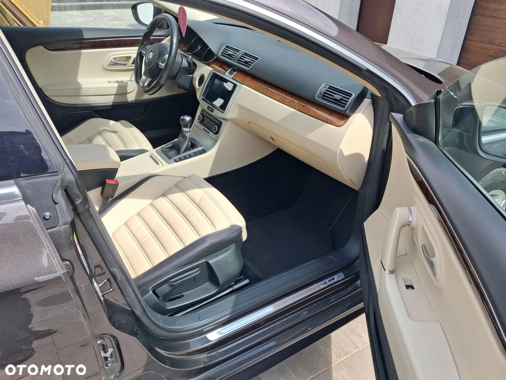 Volkswagen Passat CC 2.0 TDI - 12