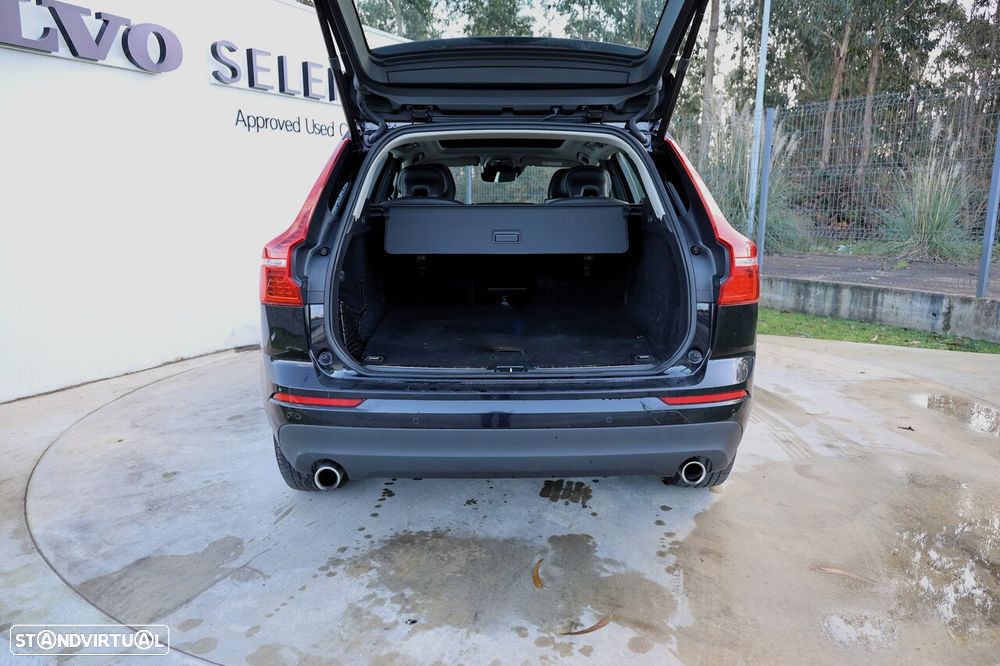 Volvo XC 60 2.0 T8 PHEV Momentum Plus AWD - 5
