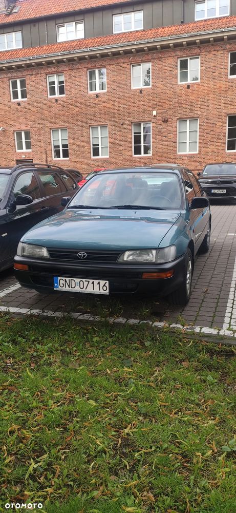 Toyota Corolla - 1