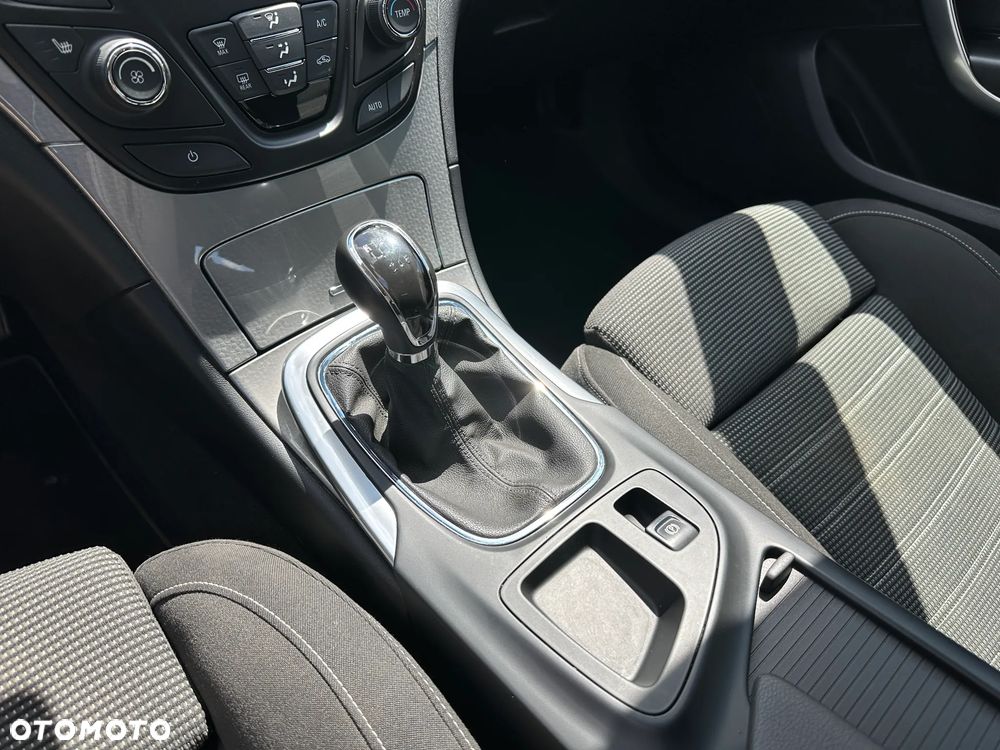 Opel Insignia 1.6 CDTI Cosmo S&S - 16