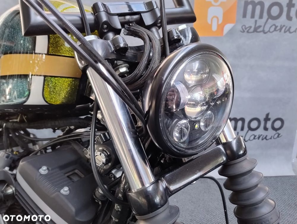 Harley-Davidson Sportster Iron 883 - 18