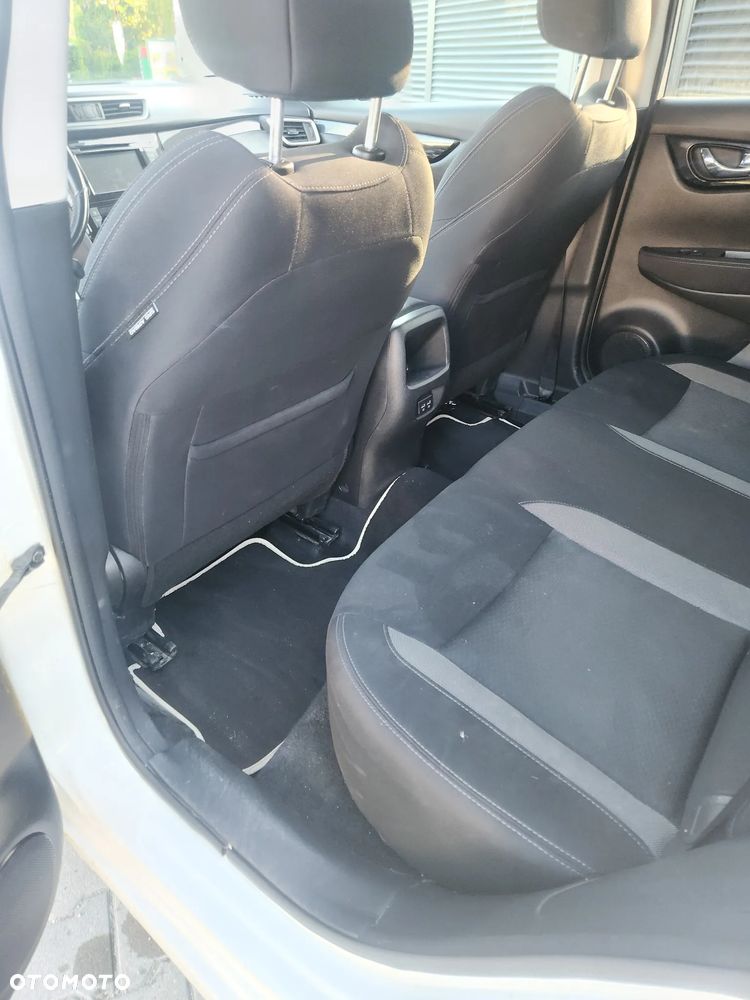 Nissan Qashqai 1.3 DIG-T ZAMA - 15