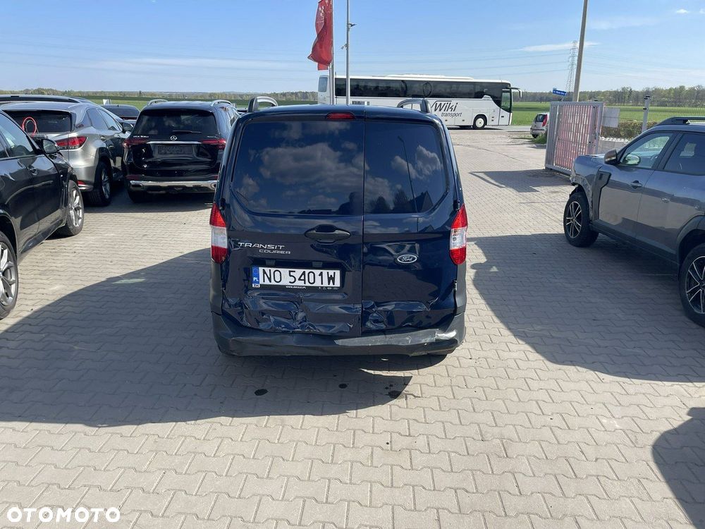 Ford Transit Courier - 5