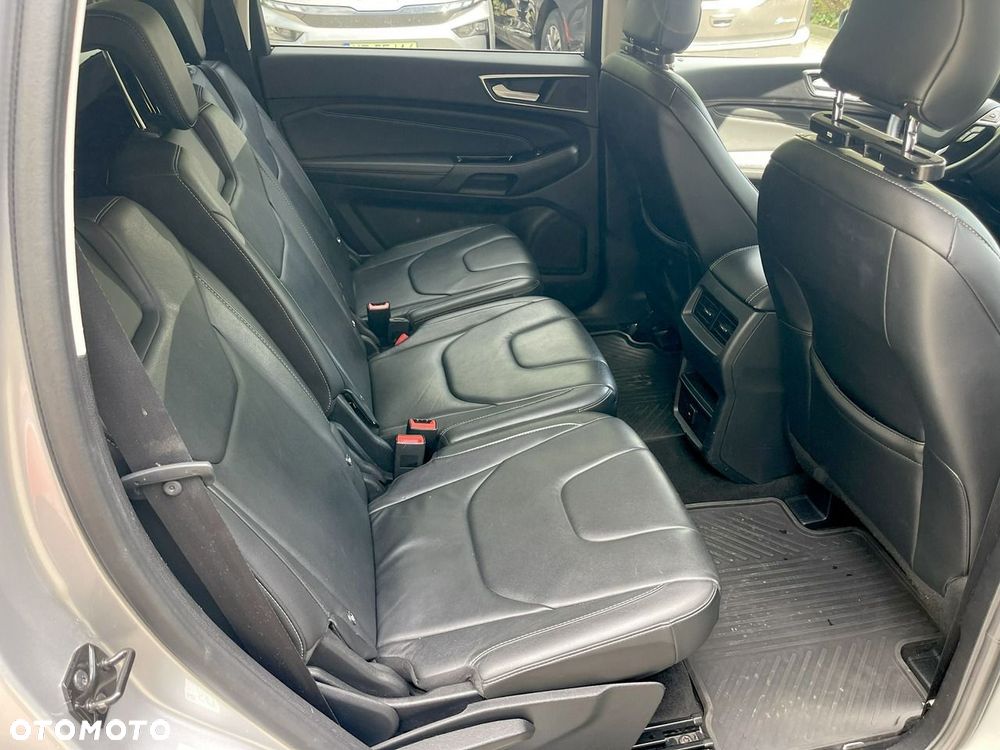 Ford S-Max - 27