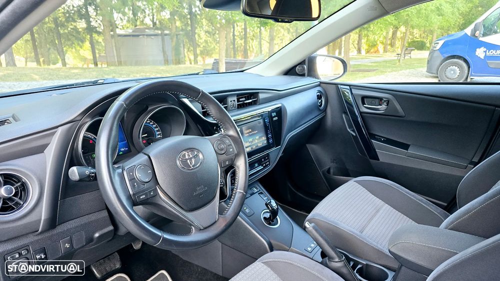 Toyota Auris 1.8 HSD Comfort +P.Techno+P.Sport - 36
