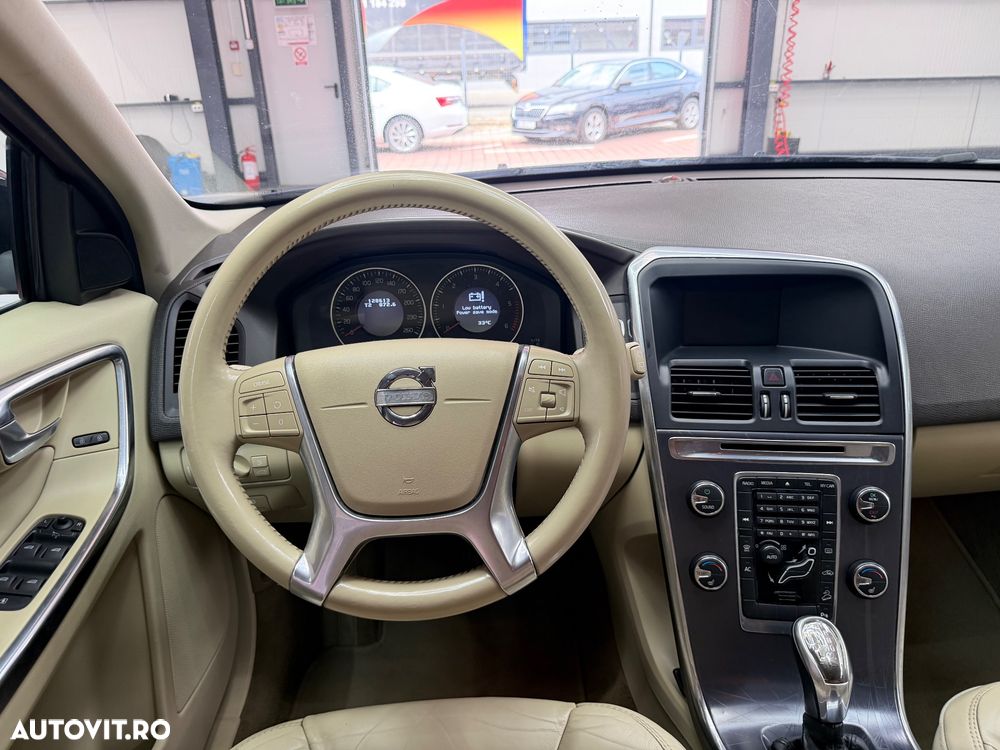 Volvo XC 60 D3 AWD Aut. Ocean Race - 15