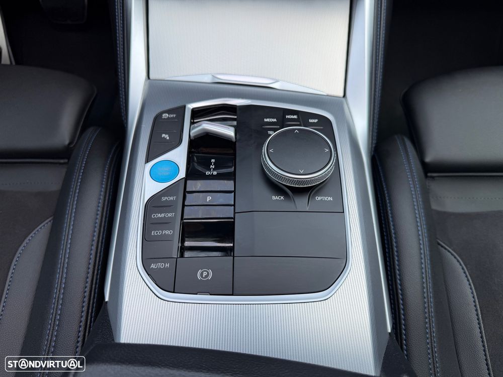 BMW i4 eDrive40 Pack Desportivo M Pro - 30