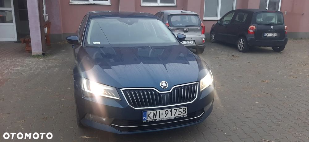 Skoda Superb 2.0 TSI Ambition DSG - 2