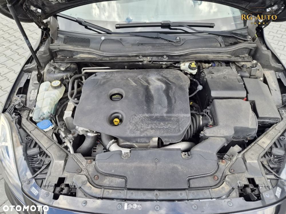 Volvo V40 - 33
