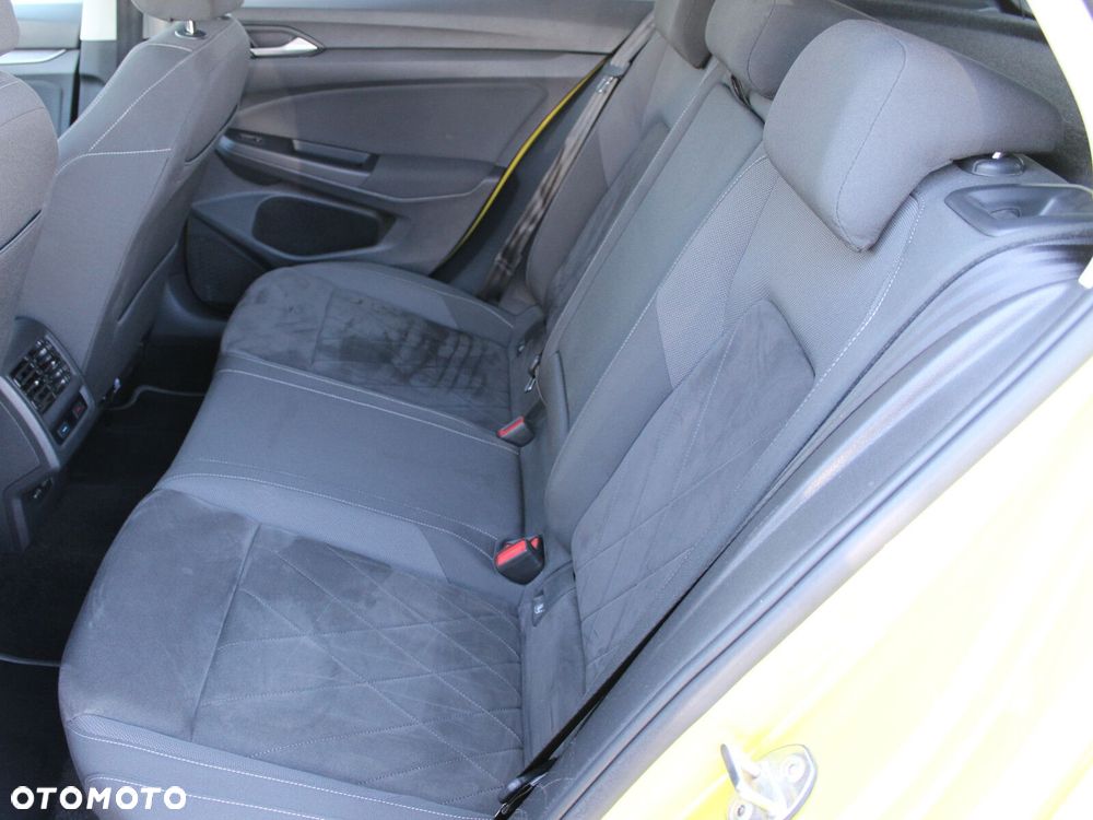 Volkswagen Golf - 13