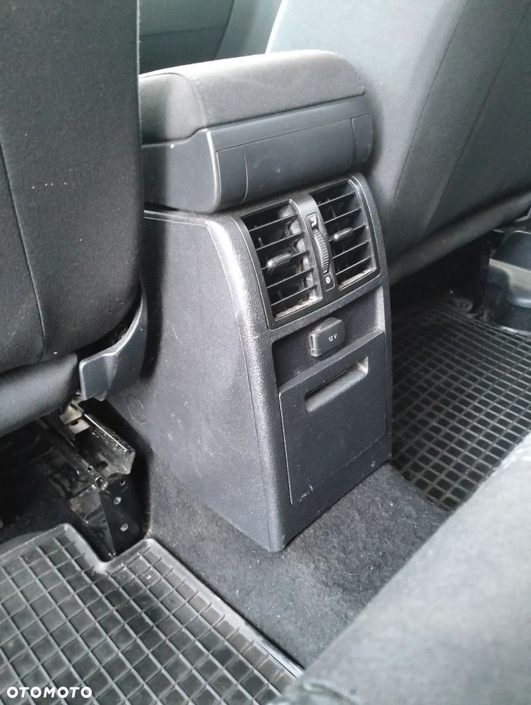 Volkswagen Caddy - 25