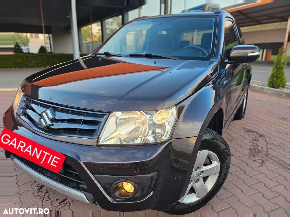 Suzuki Grand Vitara 1.9 DDiS Black&White DPF - 5