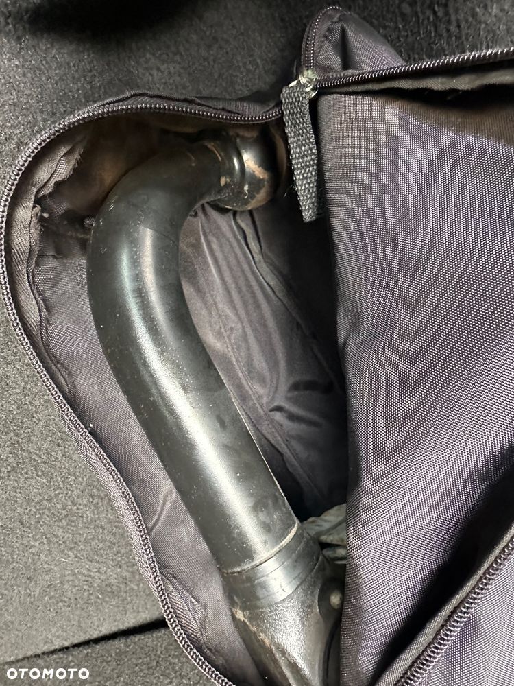 Ford Kuga 2.0 TDCi 4x4 Titanium - 28