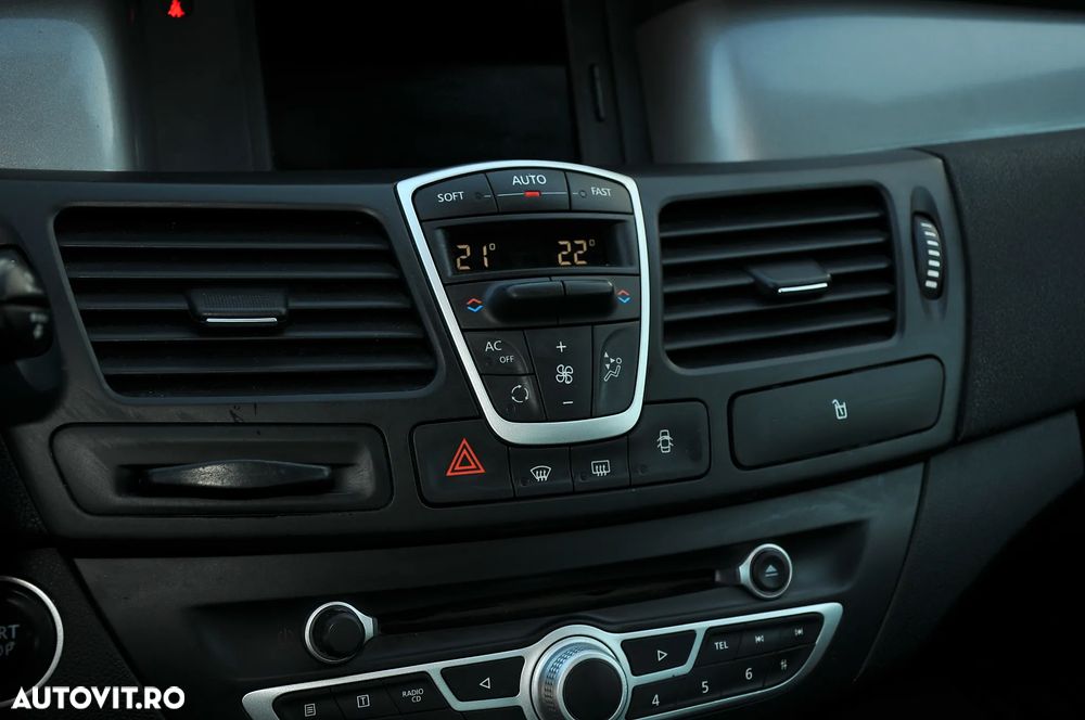 Renault Laguna ENERGY dCi 130 FAP Start & Stop Bose Edition - 14