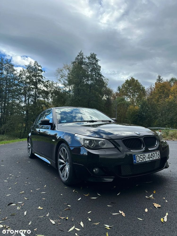 BMW Seria 5 550i - 2