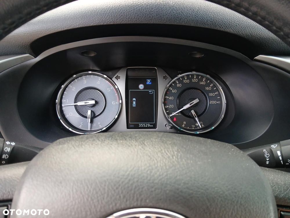 Toyota Hilux 2.8 D-4D Double Cab SR5 4x4 - 32