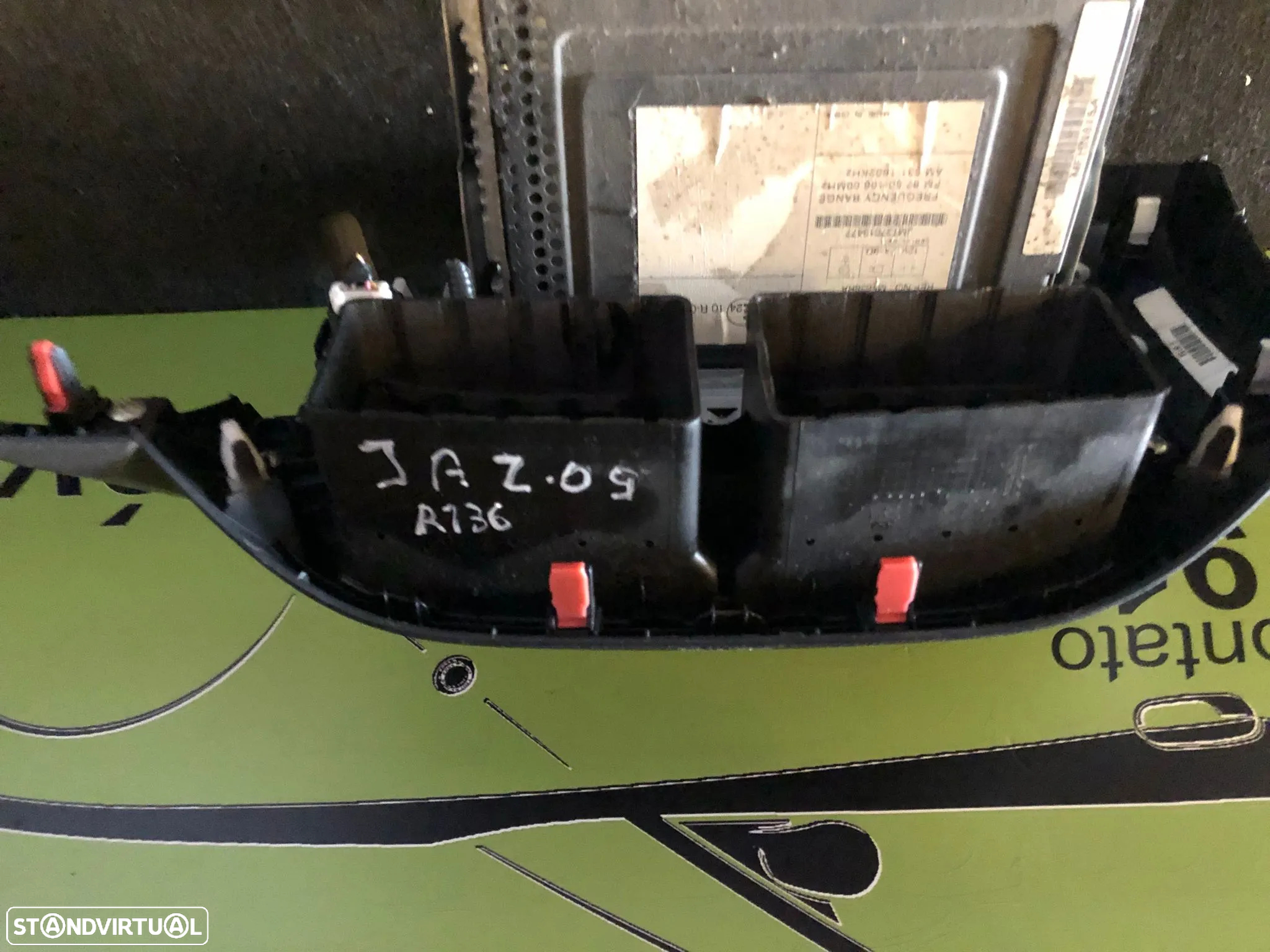 HONDA JAZZ AUTO RADIO - R136 - 9