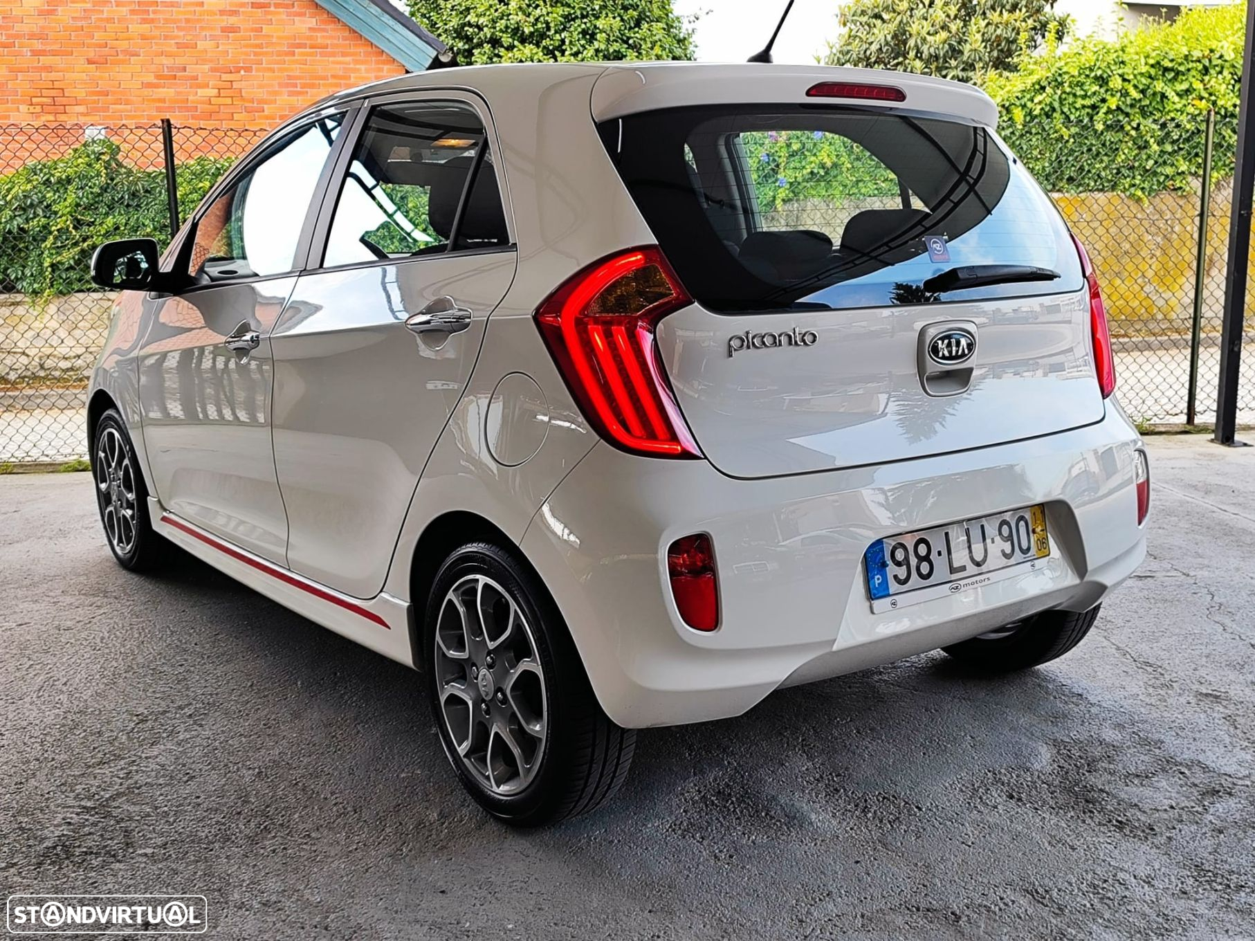 Kia Picanto 1.0 CVVT EX - 10