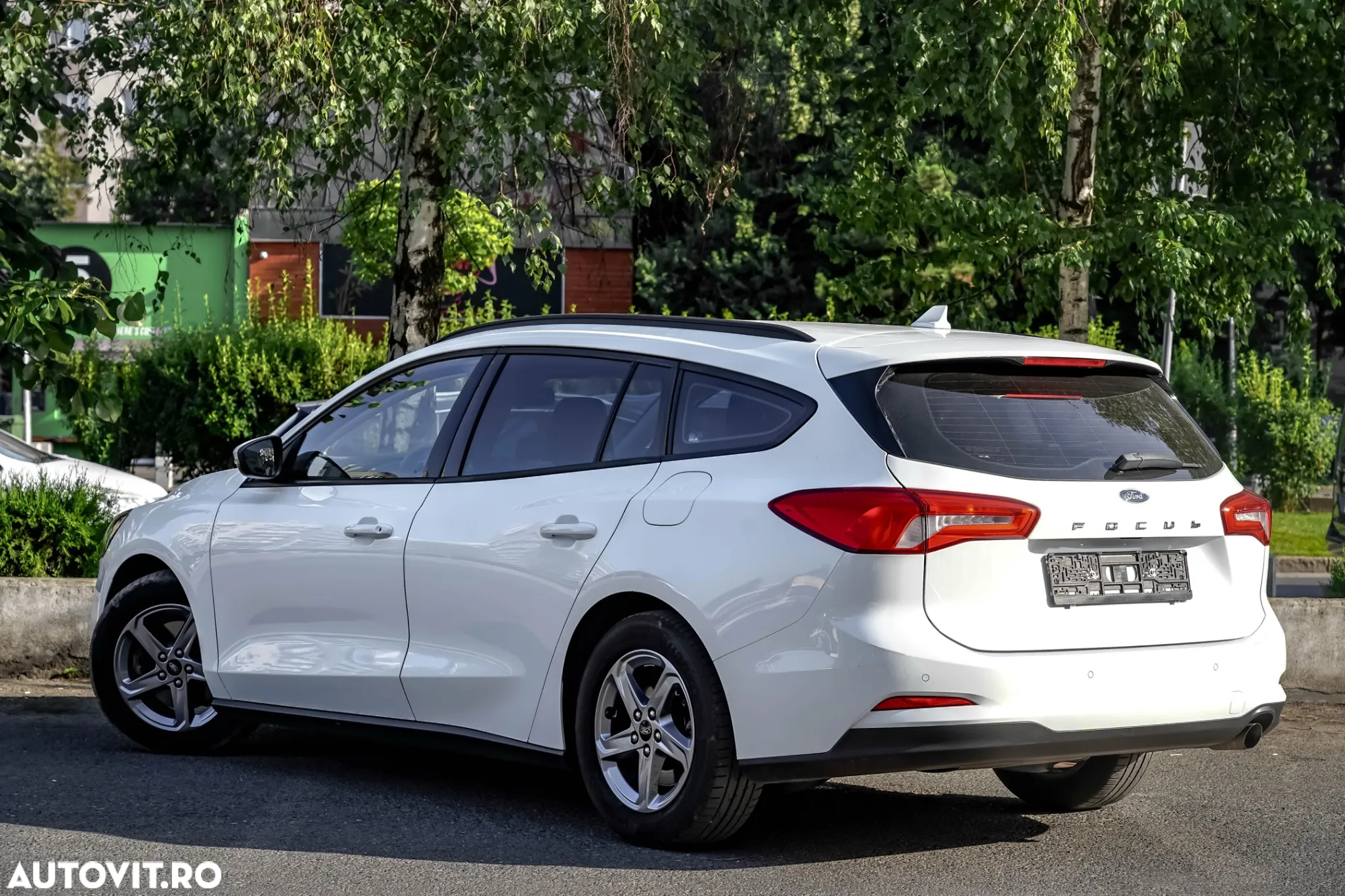 Ford Focus 1.5 EcoBlue Start-Stopp-System COOL&CONNECT - 9