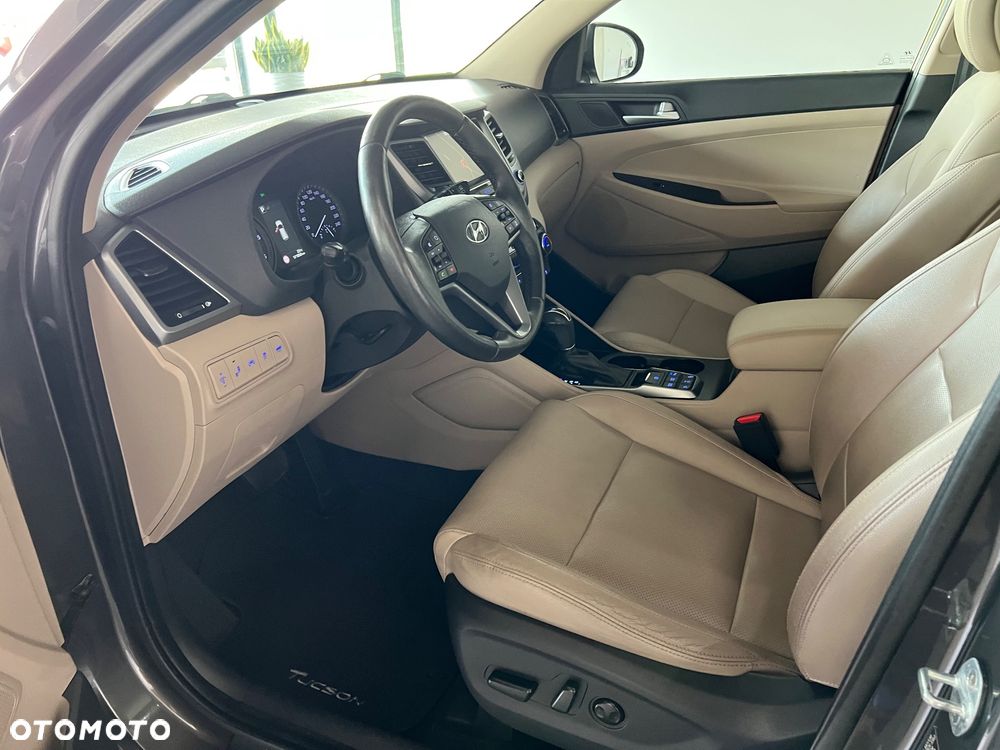 Hyundai Tucson - 12