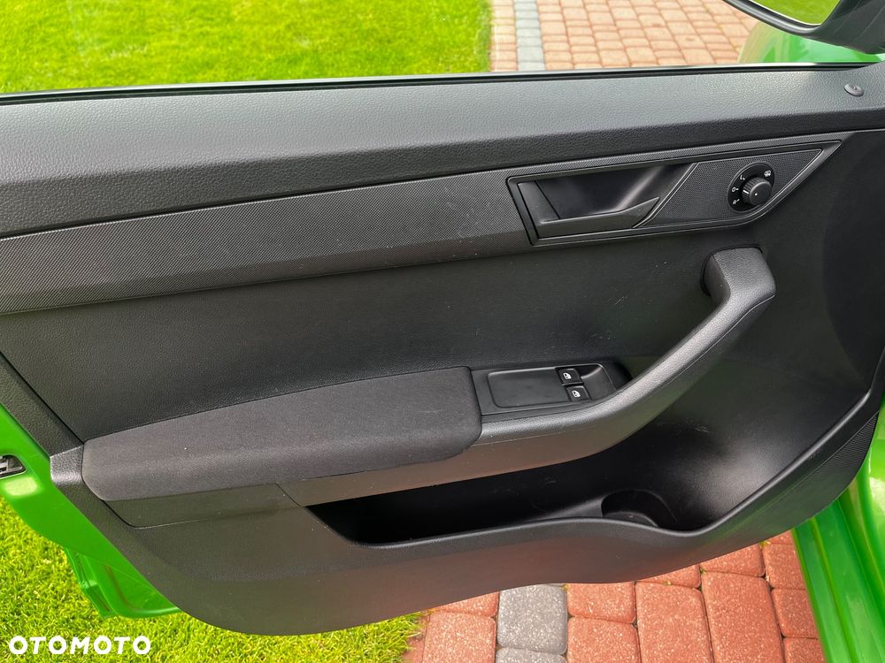 Skoda Fabia 1.0 TSI Active - 11