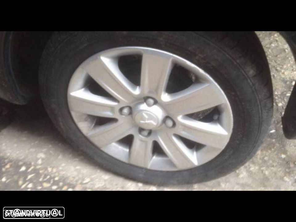 Mitsubishi Colt de 2010 para peças - 6