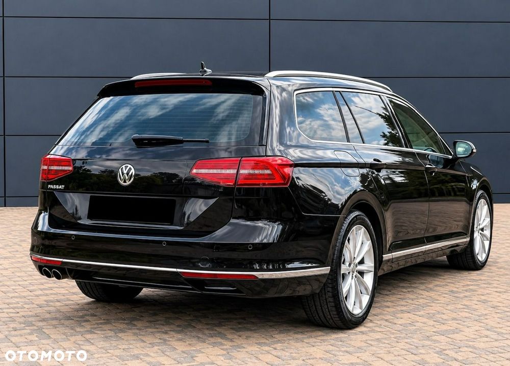 Volkswagen Passat 2.0 TDI SCR DSG 4Motion Business - 4