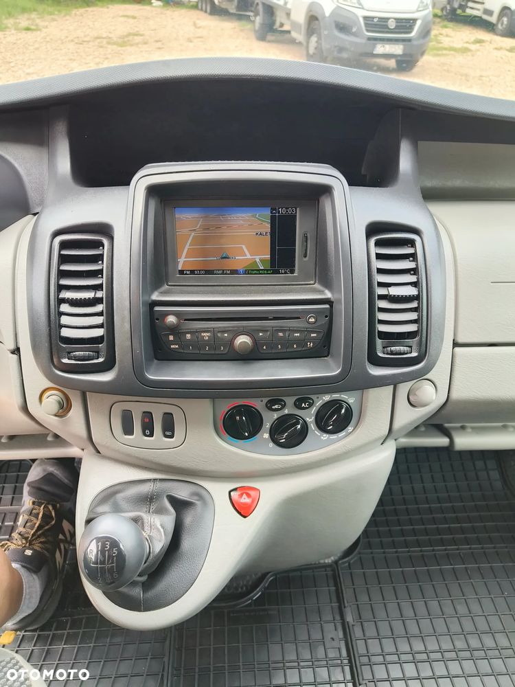 Opel Vivaro - 6