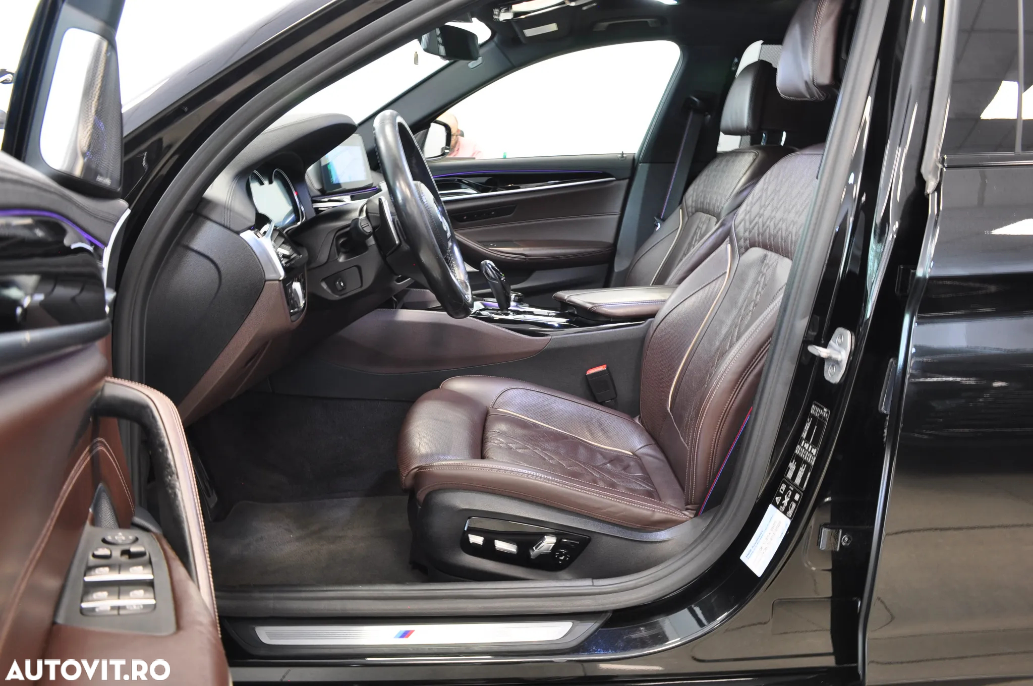 BMW Seria 5 540d xDrive AT - 11