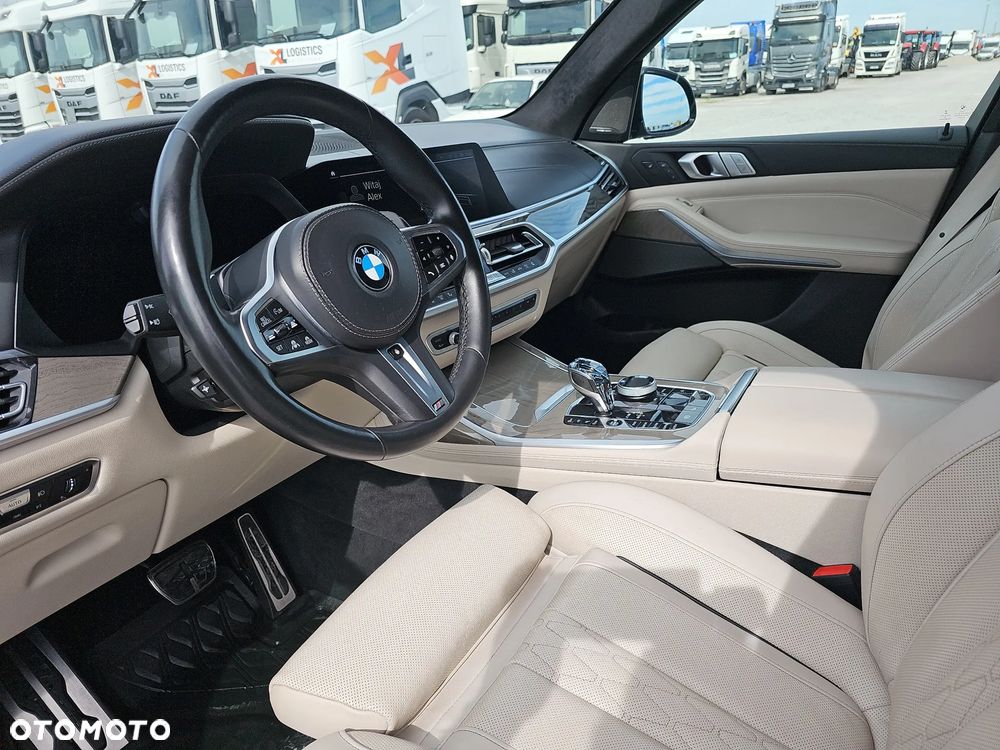 BMW X7 M50d sport - 10