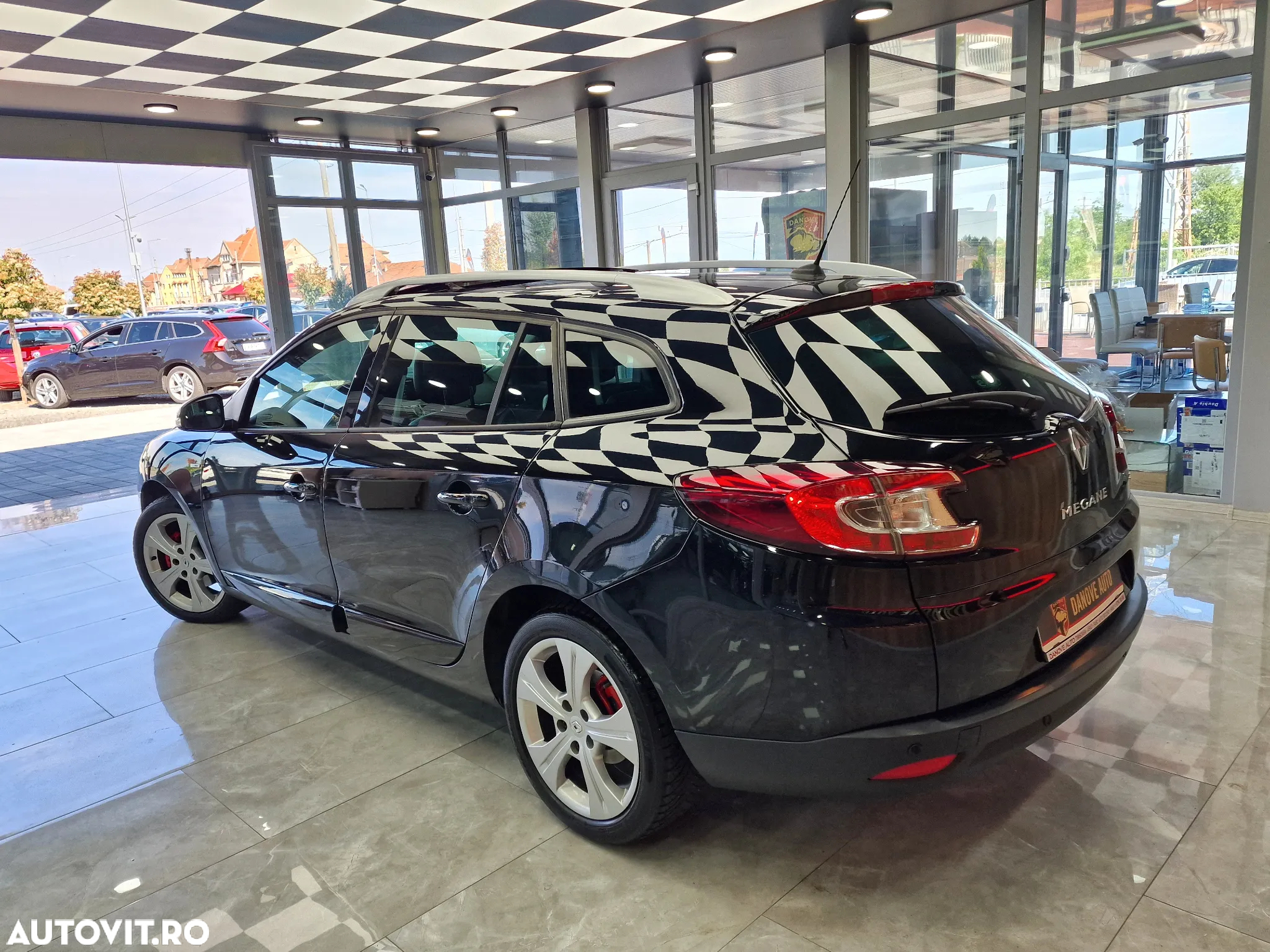 Renault Megane dCi 110 FAP EDC Bose Edition - 10