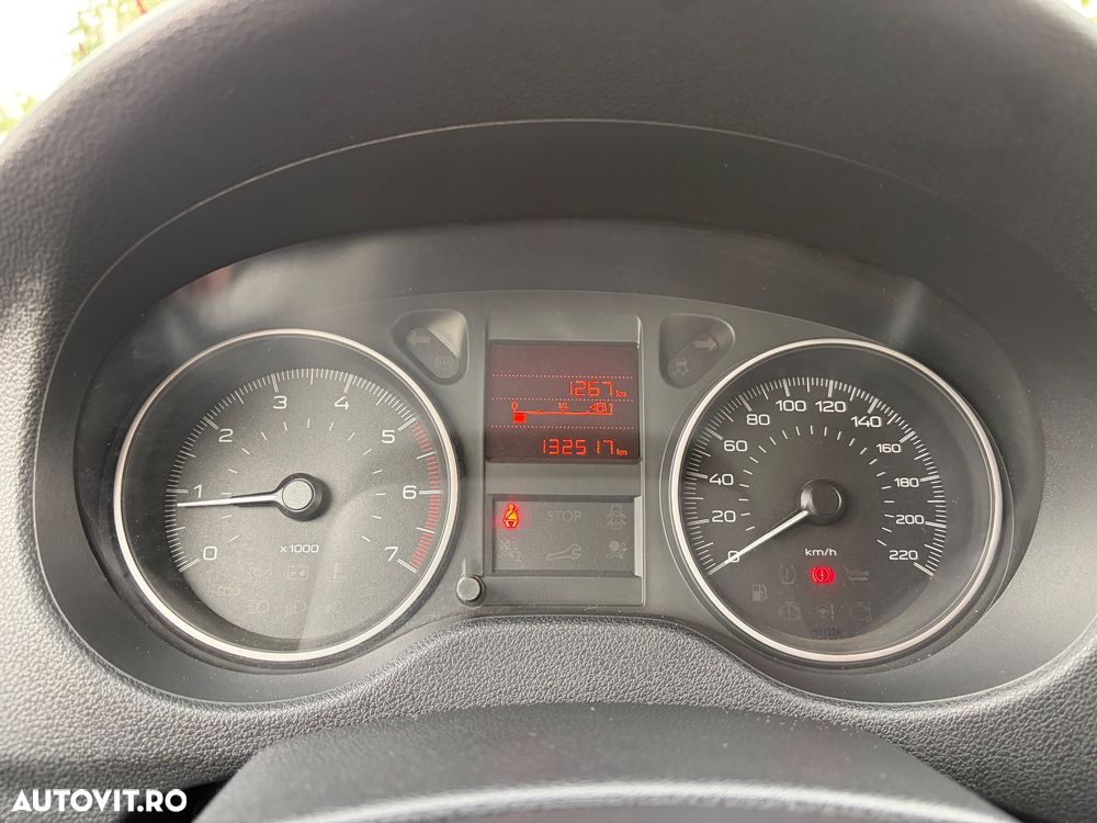 Peugeot 301 1.5 BlueHDI FAP Active - 12