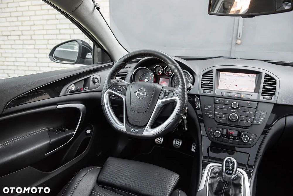 Opel Insignia 2.8 Turbo 4x4 OPC - 16