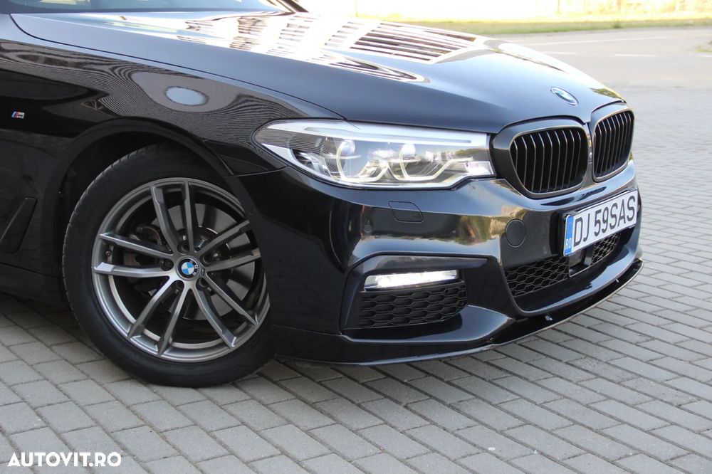 BMW Seria 5 520d xDrive AT - 24