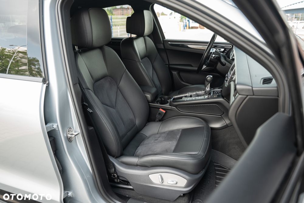 Porsche Macan S - 24