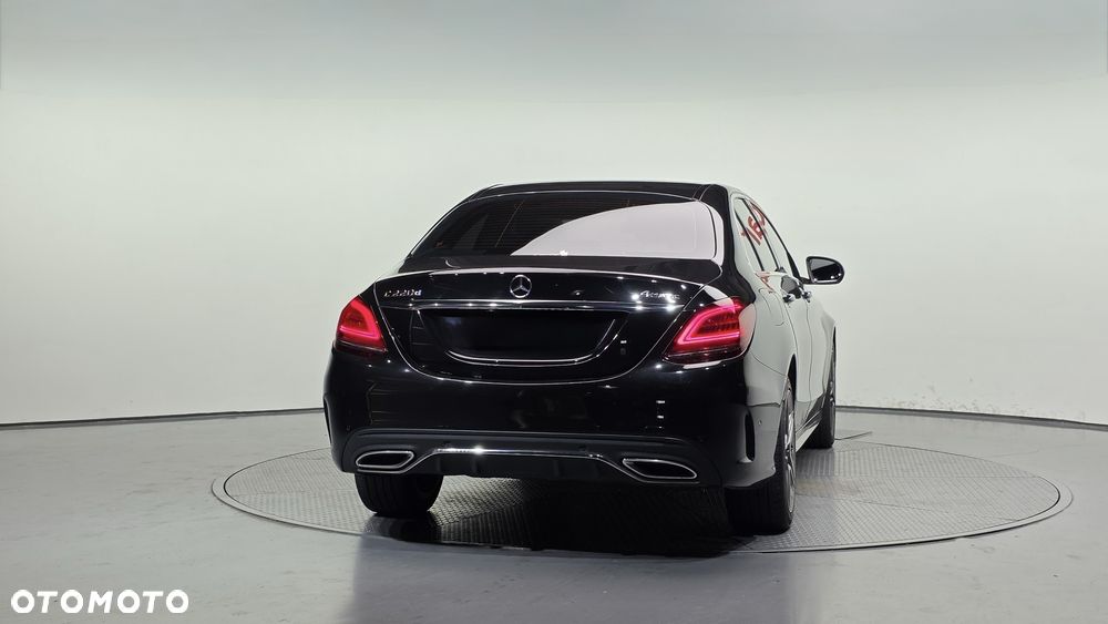 Mercedes-Benz Klasa C 220 d 9G-TRONIC AMG Line - 5