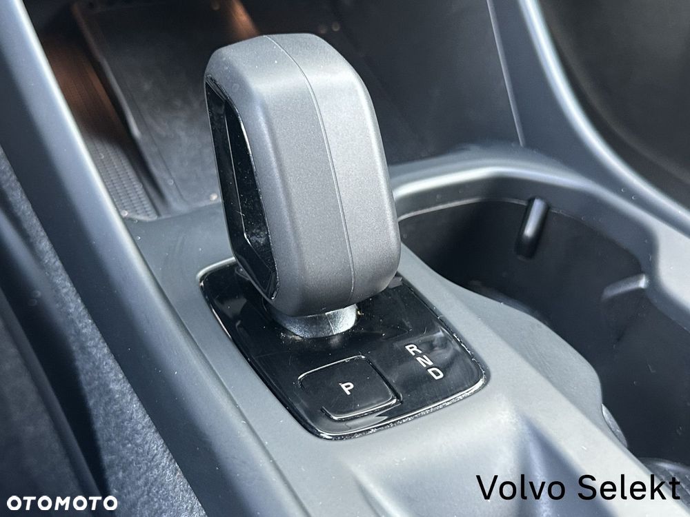 Volvo XC 40 - 23